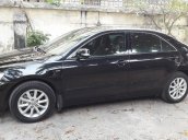 Lên đời cần bán lại xe Toyota Camry đời 2010, màu đen, giá 770tr