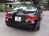 Lên đời cần bán lại xe Toyota Camry đời 2010, màu đen, giá 770tr