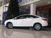 Cần bán Ford Focus Titanium 1.5L Ecoboost, màu trắng