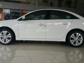 Chevrolet Cruze LTZ 2017 khuyến mại lớn đầu xuân Đinh Dậu giảm đến 60 triệu. Vui lòng liên hệ Hotline 097.683.6282