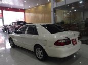 Cần bán gấp Mazda 626 đời 2002, màu trắng, số sàn, giá 245tr