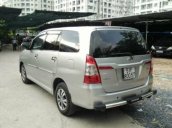 Bán xe cũ Toyota Innova G đời 2015, màu bạc, giá tốt