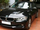 Cần bán lại xe BMW 3 Series 320i đời 2012, màu đen số tự động, giá tốt