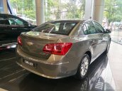 Chevrolet Cruze LT năm 2017, nhiều màu, ưu đãi lớn ***không nơi nào tốt bằng*** – gọi ngay 090 7575 000