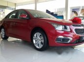Cần bán Chevrolet Cruze đời 2016, màu đỏ, giá 699tr