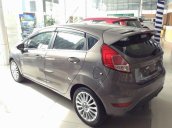 Bán gấp chiếc Ford Fiesta năm 2017, xe chính chủ giá mềm 