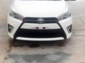 Cần bán gấp Toyota Yaris đời 2015, màu trắng, nhập khẩu như mới