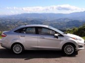 Cần bán Ford Fiesta Titanium sản xuất năm 2017, xe giá thấp, giao nhanh 