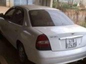 Xe Daewoo Nubira đời 2000, màu trắng số sàn