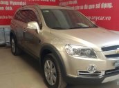 Xe Chevrolet Captiva LTZ đời 2011, màu vàng 