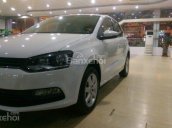Bán dòng Hacthback Volkswagen 1.6l, màu trắng, xe nhập nguyên chiếc, LH Hương 0902.608.293