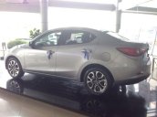 Bán xe Mazda 2 đời 2017, màu đỏ