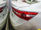 Bán xe Toyota Avalon Limited AT đời 2017, màu trắng, nhập khẩu