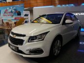 Bán Chevrolet Cruze đời 2016, màu trắng số tự động, giá chỉ 636 triệu