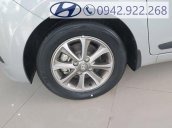 Bán ô tô Hyundai Grand i10 đời 2017, màu bạc 