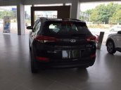 Hyundai Lê Văn Lương bán xe Hyundai Tucson đời 2017, màu đen