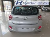 Bán ô tô Hyundai Grand i10 đời 2017, màu bạc 