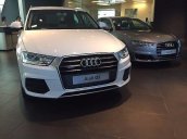 Bán Audi Q3 2.0T đời 2016, màu trắng, xe nhập