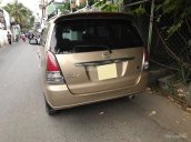 Nhà kẹt tiền nên cần bán xe Innova 2008 J lên G màu vàng đồng số sàn