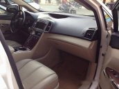 Bán xe cũ Toyota Venza 3.5 sản xuất 2009, màu trắng, nhập khẩu