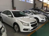 Bán xe Chevrolet Cruze đời 2016, màu trắng