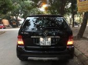 Cần bán xe Mercedes ML350 đời 2006, màu đen, xe nhập