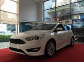 Bán Ford Focus 1.5 Ecoboot Sport đời 2017, màu trắng, giá chỉ 755 triệu