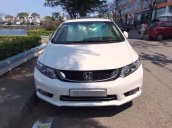 Bán Honda Civic 2015, màu trắng chính chủ giá cạnh tranh