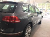 Bán Volkswagen Touareg GP đời 2014, màu xám (ghi), nhập khẩu Đức. LH Hương 0902.608.293, cam kết giá tốt nhất