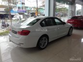 BMW 3 Series 330i 2017, màu trắng, nhập khẩu nguyên chiếc. Bán xe BMW chính hãng tại Đà Nẵng