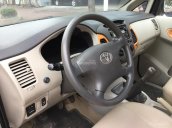 Cần bán Toyota Innova G sản xuất 2011, màu bạc, giá 520tr