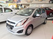 Chevrolet Spark LS 1.2L màu bạc, ưu đãi giá tốt, giao xe tận nơi - LH: 0945.307.489 Huyền Huyền