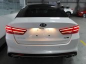 Cần bán xe Kia Optima 2017, màu trắng