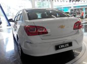 Bán Chevrolet Cruze 1.8LTZ AT 2017, nhiều màu, vay 90%, giao xe liền