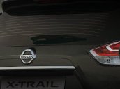 Cần bán xe Nissan X trail đời 2017, màu đen