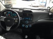 Cần bán xe Chevrolet Spark LT đời 2017, màu xanh 