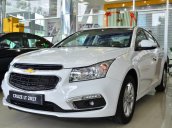 Bán ô tô Chevrolet Cruze 1.6LT đời 2017, màu trắng