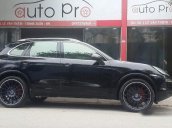 Auto Pro bán Porsche Cayenne đời 2011, màu đen, xe nhập