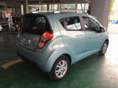 Cần bán xe Chevrolet Spark LT đời 2017, màu xanh 