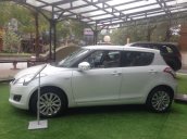 Bán xe Suzuki Swift 2017, màu trắng, tặng 111 triệu trong tháng 11. LH: 0985 547 829