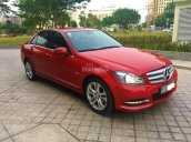 Bán xe Mercedes C200 2012, màu đỏ, ít sử dụng, 33.000 km, lý lịch bảo dưỡng hãng