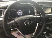 Toyota Highlander 2017 model mới nhất, xe nhập khẩu Mỹ, giao ngay