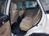 Bán ô tô Kia Sorento GAT 2.4L đời 2017, màu trắng, giá 828tr