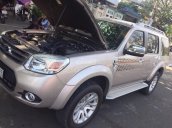 Bán Ford Everest đời 2015, màu bạc, giá tốt