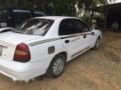 Cần bán lại xe Daewoo Nubira đời 2002, màu trắng