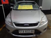 Bán ô tô Ford Focus 2.0 AT đời 2011, màu bạc số tự động