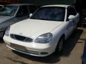 Bán ô tô Daewoo Nubira đời 2002, màu trắng xe gia đình, 135 triệu