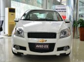 Bán ô tô Chevrolet Aveo 1.4LTZ năm 2017, màu trắng