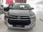 Bán xe Toyota Innova mẫu mới 2017, số sàn, 6 cấp, mới 100%