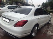 Cần bán lại xe Mercedes C250 đời 2015, màu trắng, nhập khẩu chính chủ